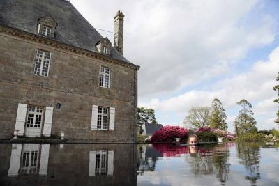 Vue de l'exposition au château de Trégarentec